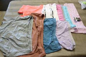 lot 231 image: 10 pairs of womens underwear sizes...