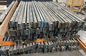 lot 14 image: LOT OF 72&nbspSTURDI-BILT&nbspBEAMS - &nbspBEAMS WILL COME WITH SOME OF THE CLIPS THOUGH A FEW WERE DISCARDED (can be bought online used fairly cheaply) SEE DESCRIPTION FOR SIZES
