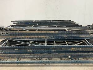 lot 4 image: LOT OF 36 STURDI-BILT UPRIGHTS - SEE DESCRIPTION FOR SIZES