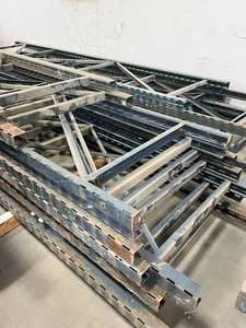 lot 3A image: LOT OF 16 STURDI-BILT UPRIGHTS - SEE DESCRIPTION FOR SIZES