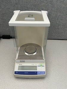 lot 17 image: Mettler Toledo Balance Scale, Untested, As is, AB104-S, No Power Cord
