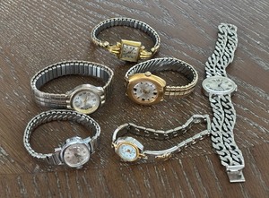lot 1 image: Watches