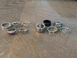 lot 21 image: Variety of Rings