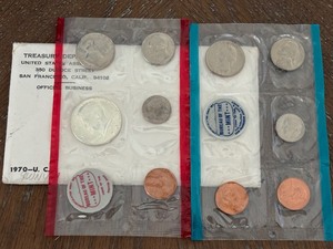 lot 48 image: 1970 P & D Mint Set