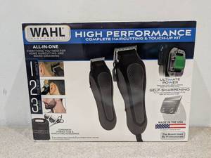 lot 109 image: WAHL HIGH PERFORMANCE COMPLETE HAIRCUTTING & TOUCHUP KIT