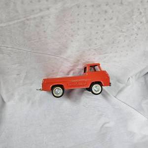 lot 3 image: Nylint 1950s Ford Econoline Pickup-Repainted