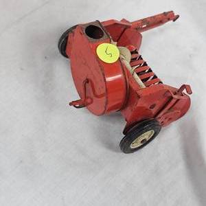 lot 5 image: Tru-Scale 116 Forage Harvester, Vintage 1950s