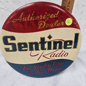 lot 34 image: Sentinel Radio 10 Tin Litho Advertising Display, like new, 1940s-50s