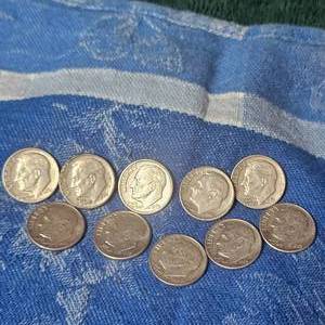 lot 93 image: 1961-1963(D) Roosevelt 10C, Silver(10 total)