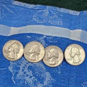 lot 129 image: 1958,(3) 1964-D Washington 25c, Silver