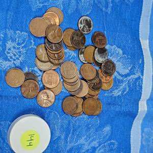 lot 144 image: 50 Count Wheat Pennies, 1950s mix