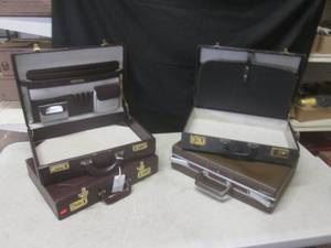 lot 20 image: (F-3) 4 Briefcases...