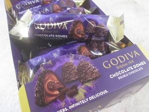 lot 39 image: (B-1) 12 Godiva Belgium 1926 3pc Do...