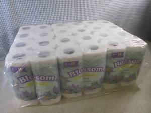lot 45 image: (EW4) 48 Rolls of 2-Ply Bathroom Ti...