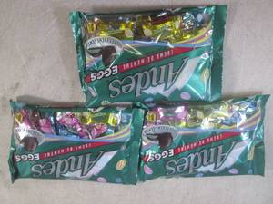 lot 168 image: (B-2) 3 Bags of Andes Creme De Ment...