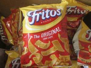 lot 189 image: (C-2) 32 Bags of Fritos The Origina...