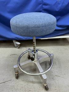 lot 12 image: Fabulous 1960s DenTalEz Comfort Stool With Cloth Seat & Foot Ring - Excellent Condition