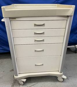 lot 24 image: InnerSpace 5 Drawer Supply Medical&nbspProcedure Cart - Great Condition - Top Piece Has Cracks