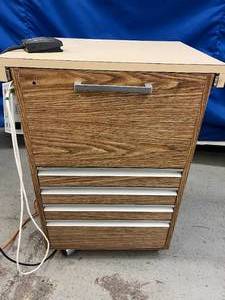 lot 26 image: Mobile 5-Drawer Dental Storage Supply Cabinet With Slide Off Top & Power Supply - Excellent Condition Includes Dentsply AEU-20 Dental Endodontic DTC Digital Torque Control Motor System - Tested & Appears Working Condition