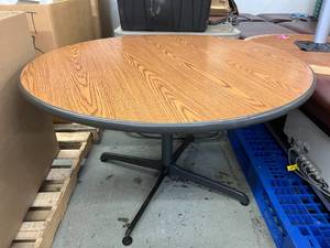 lot 37 image: Office Conference Round Table - Versatile table for quick meetings, conferences, or creative workstations Good Condition One Leg Has Covering Missing - Does Not Affect Balance...