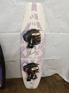 lot 49 image: Liquid Force Wakeboard with Bindings