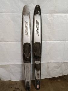 lot 51 image: Set of Ski-Master Water Skis with Bindings