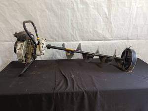lot 62 image: Jiffy Ice Drill Gas-Powered Auger with Extension