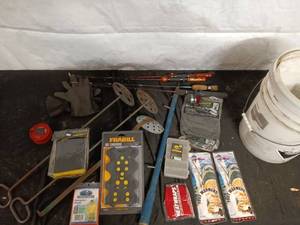 lot 105 image: Collection of Ice Fishing Tools and Accessories