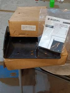 lot 128 image: Suzuki Winch Mount Plate for Eiger Models LTA400 A400F F400 F400F