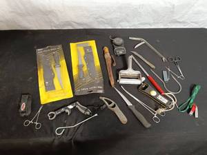 lot 130 image: Assorted Fishing and Outdoor Tools with Knives