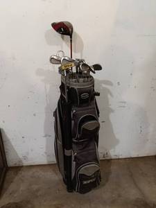 lot 146 image: Complete Set of Golf Clubs with Powerbilt Bag