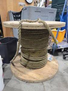 lot 8 image: Spool of Rope (568093) 31 Diameter of Widest Part of Wheel