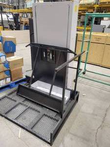 lot 11 image: Freedom Lift Systems (568106) Wheelchair Lift, UntestedAs Is