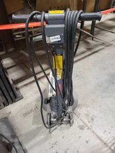 lot 16 image: Advance 20 Machine (568116) UntestedAs Is