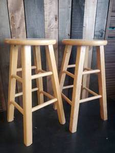 lot 12 image: Set of Wooden Stools In Solid Condition