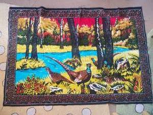 lot 16 image: Collectible Vintage Wildlife Tapestry with Vibrant Color