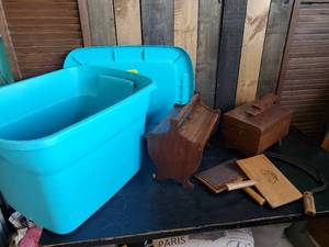 lot 20 image: Vintage Sewing Case, Shoe Shine Kit, L.s. Watson Wool Brushes, hand Sythe  and Tub