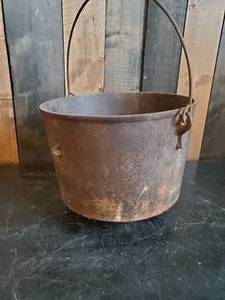 lot 35 image: Large Cast Iron Cauldron tri Footed