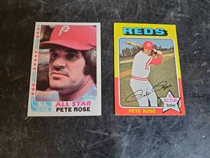 lot 40 image: Vintage Pete Rose Topps Baseball Cards