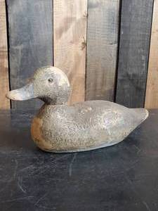 lot 54 image: Vintage Mason Wooden duck Decoy