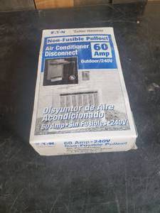lot 73 image: 60 amp Non-fusible Pullout Air Conditioner Disconnect outdoor