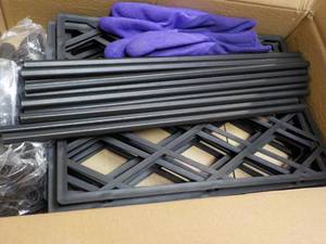 lot 47 image: 6 Panel Decorative Garden Fence wit...