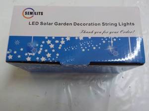 lot 83 image: LED Solar Garden String Lights...