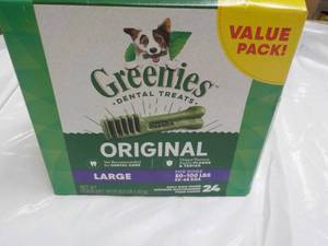 lot 89 image: Greenies Dog Dental Treats...