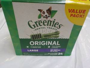 lot 91 image: Greenies Dog Dental Treats...