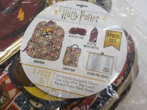 lot 116 image: Harry Potter 5 pc Back Pack Set...