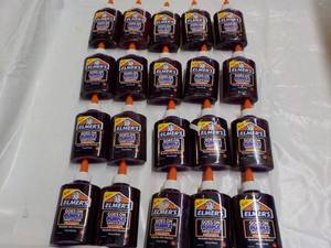 lot 259 image: 20 Elmers 4 oz School Glue...