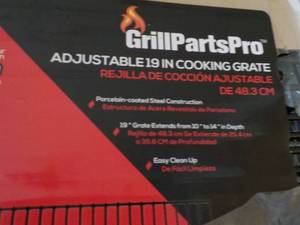 lot 276 image: 8 Grills Parts Pro Adjustable 19 C...
