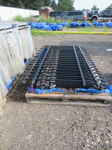 lot 102 image: STEEL ORNAMENTAL FENCING - NEW - NEVER INSTALLED - MATCHES LOT 103