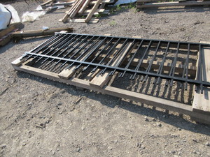 lot 112 image: STEEL, ORNAMENTAL FENCE  PANEL, NEW - NEVER INSTALLED